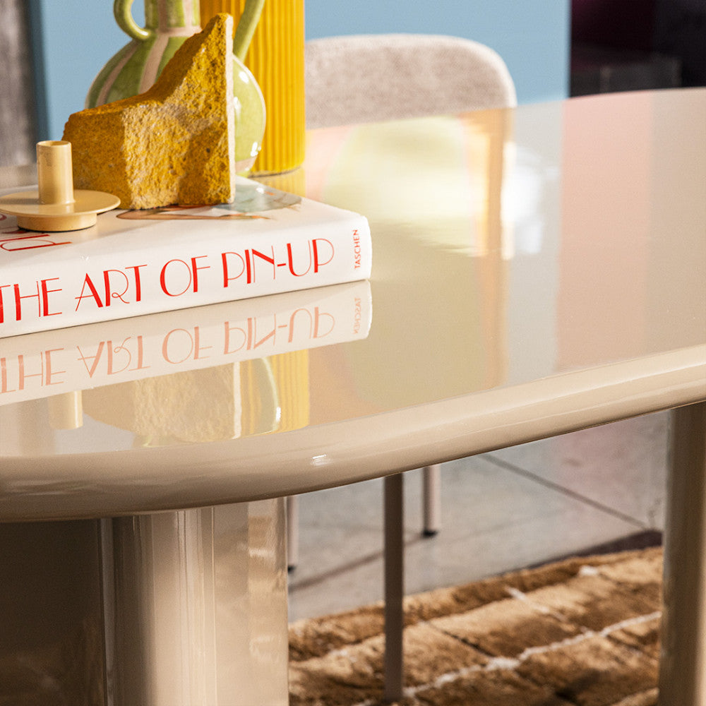 Glossi - Oval Dining Table for 6 - Lacquered Wood - Greige