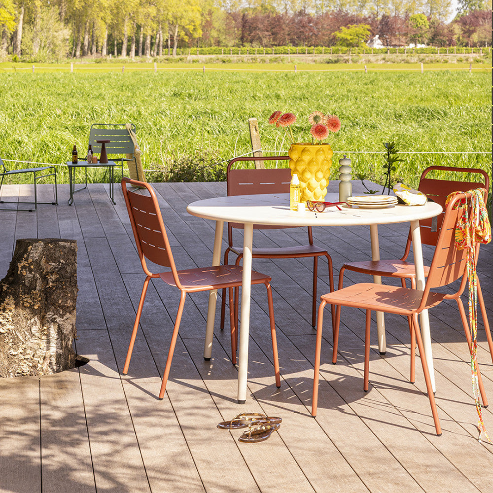 Zola - Round Garden Dining Table for 4 - Metal - Beige