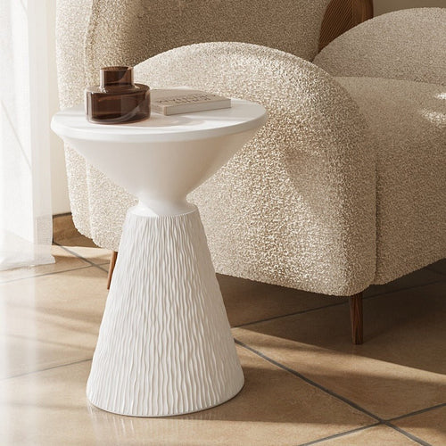 Feel good at home with modern interior design thanks to a designer cement side table - Potiron Paris, cheap furniture and home decoration website