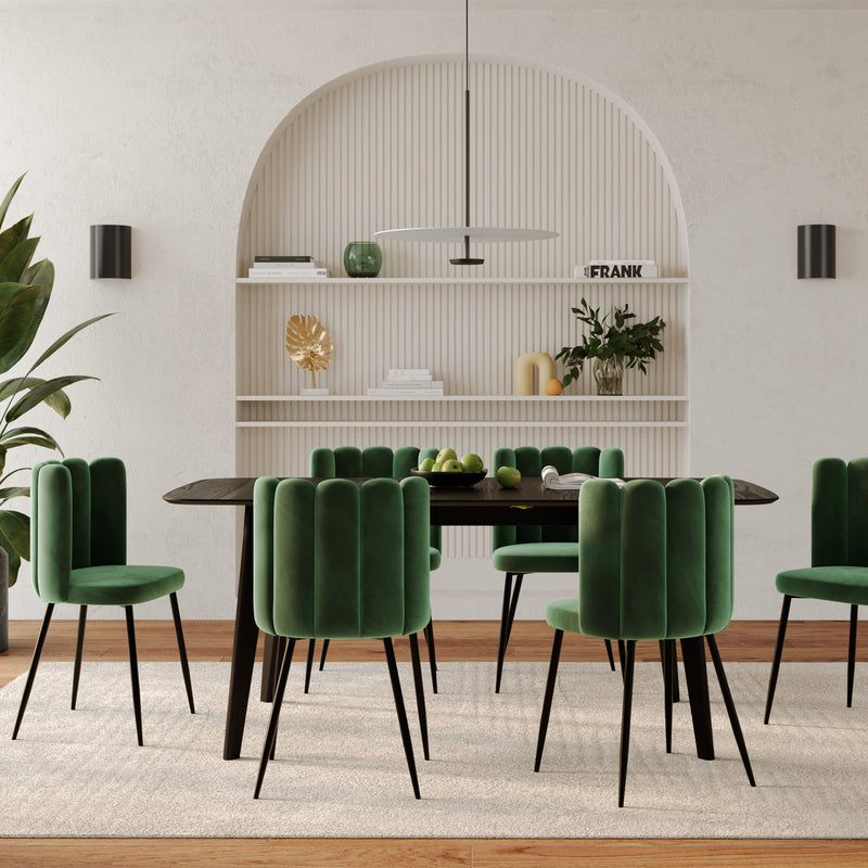 Table rectangulaire Oman 4/6 personnes extensible en bois noir 150/180 cm