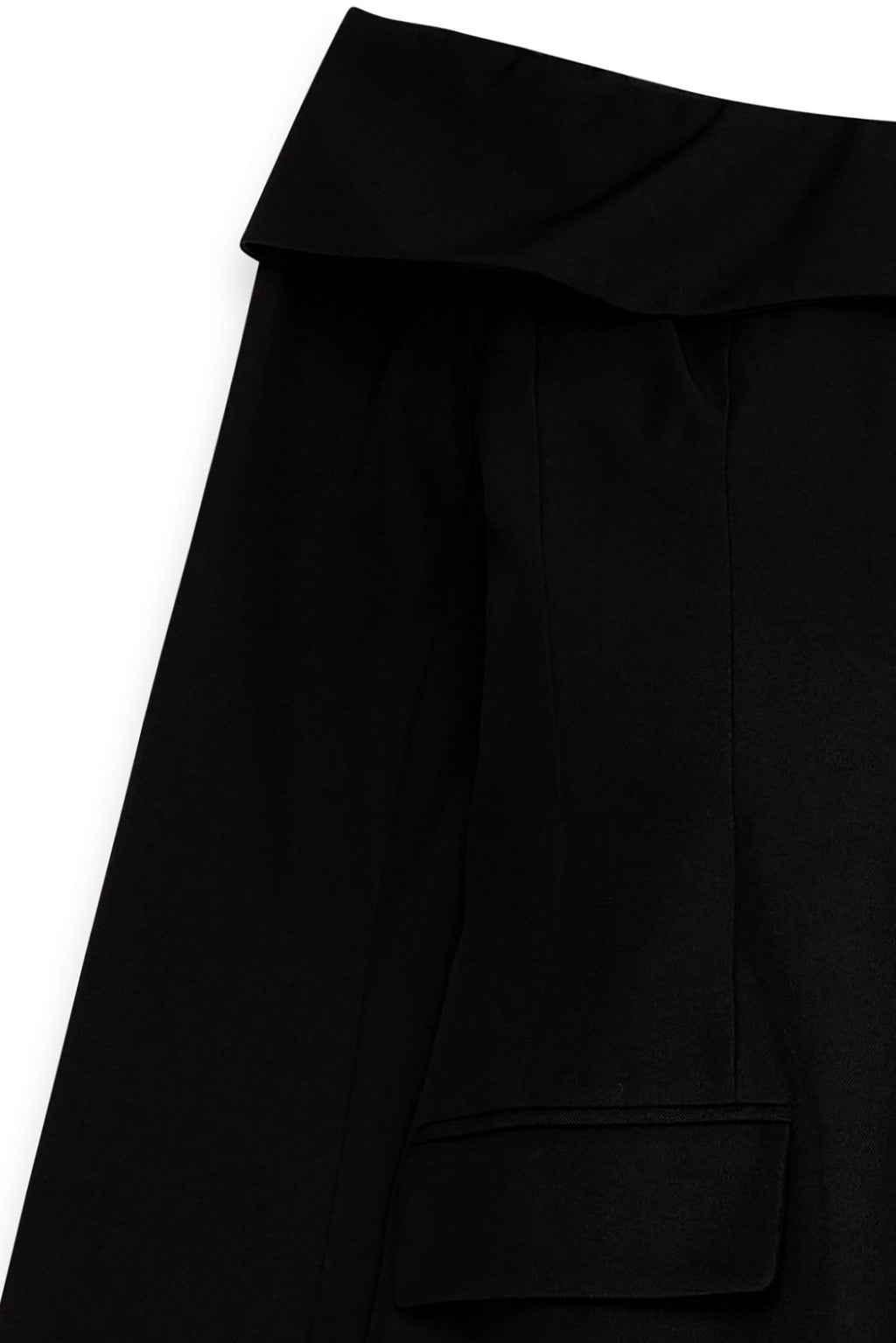 Robe Courte Ajustée À Épaules Dénudées Noir