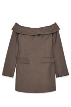 Robe Courte Ajustée À Épaules Dénudées Marron