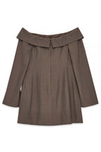 Robe Courte Ajustée À Épaules Dénudées Marron