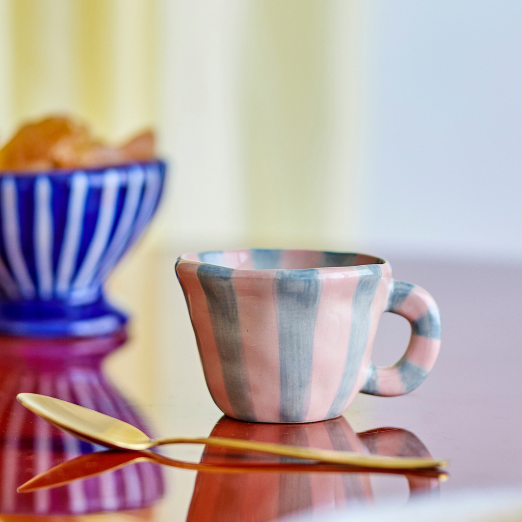 Taza Winnie