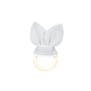 mordedor de madera orejas de gato gris en algodón orgánico fabelab