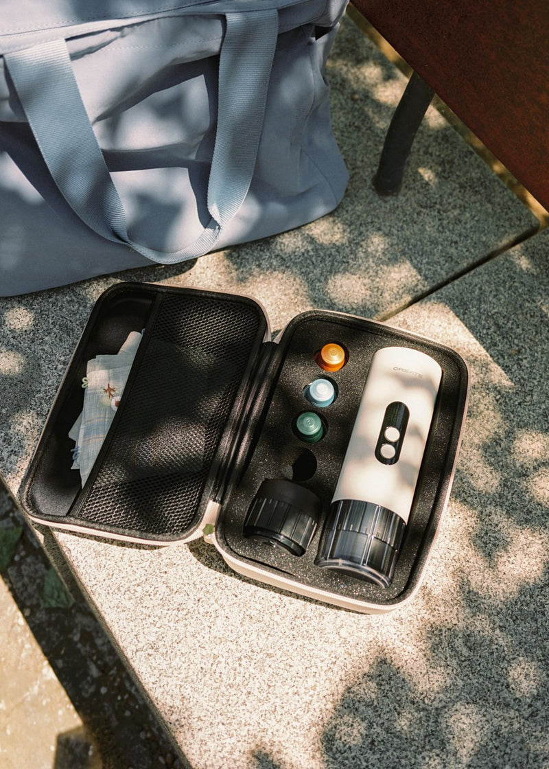 Thera Move - 15 Bar Portable Espresso Coffee Maker for Capsules & Ground Coffee - With Carrying Case - Off-White