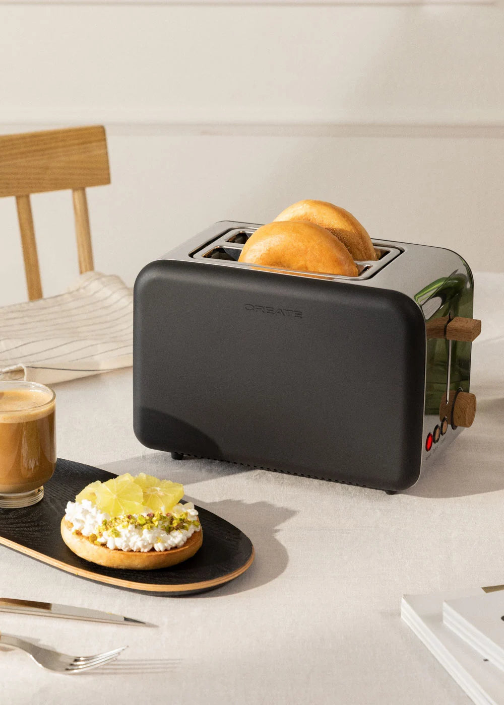 Toast Retro - Compact Wide-Slot Toaster - Black