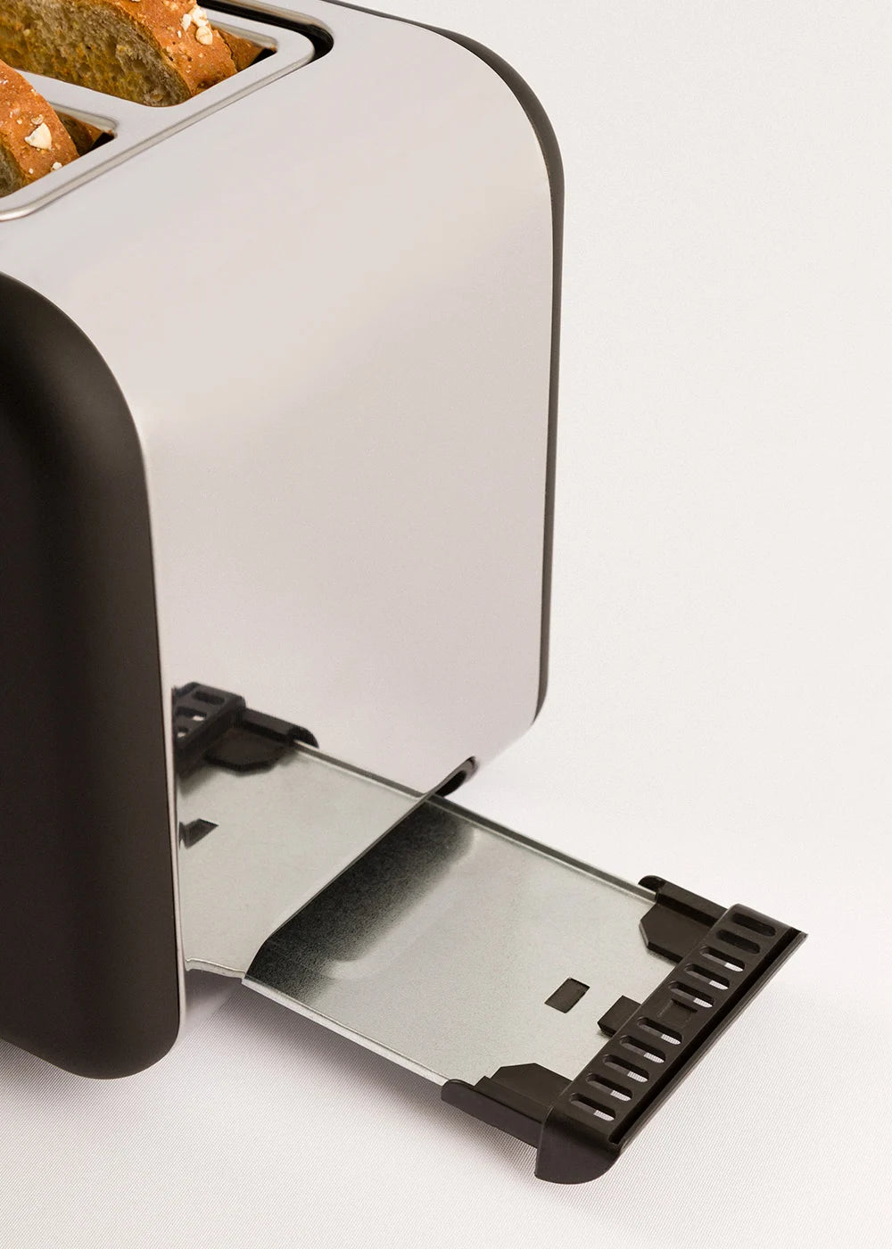 Toast Retro - Compact Wide-Slot Toaster - Black