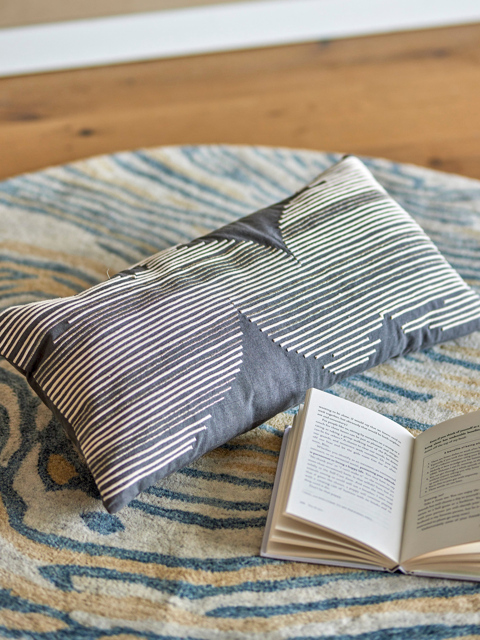 Brechia - Cushion - Grey - Cotton