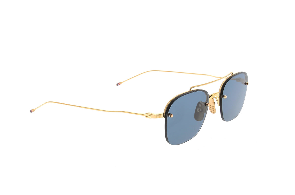 Luxury Eyewear – Lunettes De Soleil - Thom Browne, lunettes de soleil dorées avec verres bleus, vue de trois-quarts