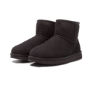 UGG - Chaussons Classic Mini Ii Boot Black - Noir