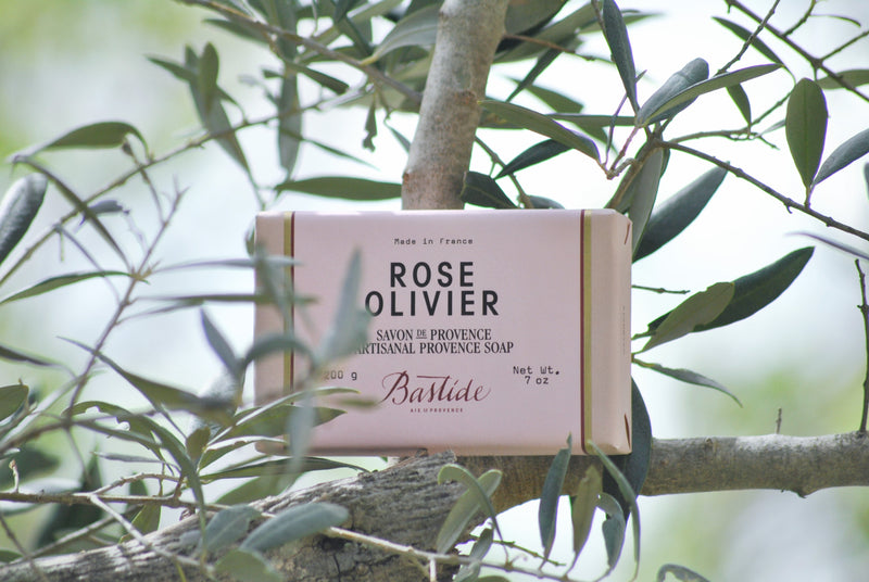 lifestyle-product, Rose Olivier Savon de Provence