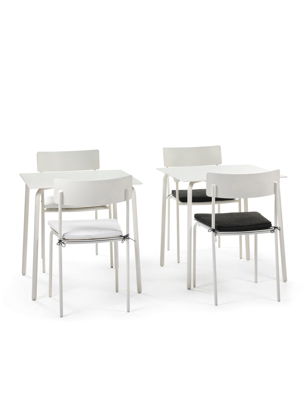 August - Table - M - Aluminium - Sable