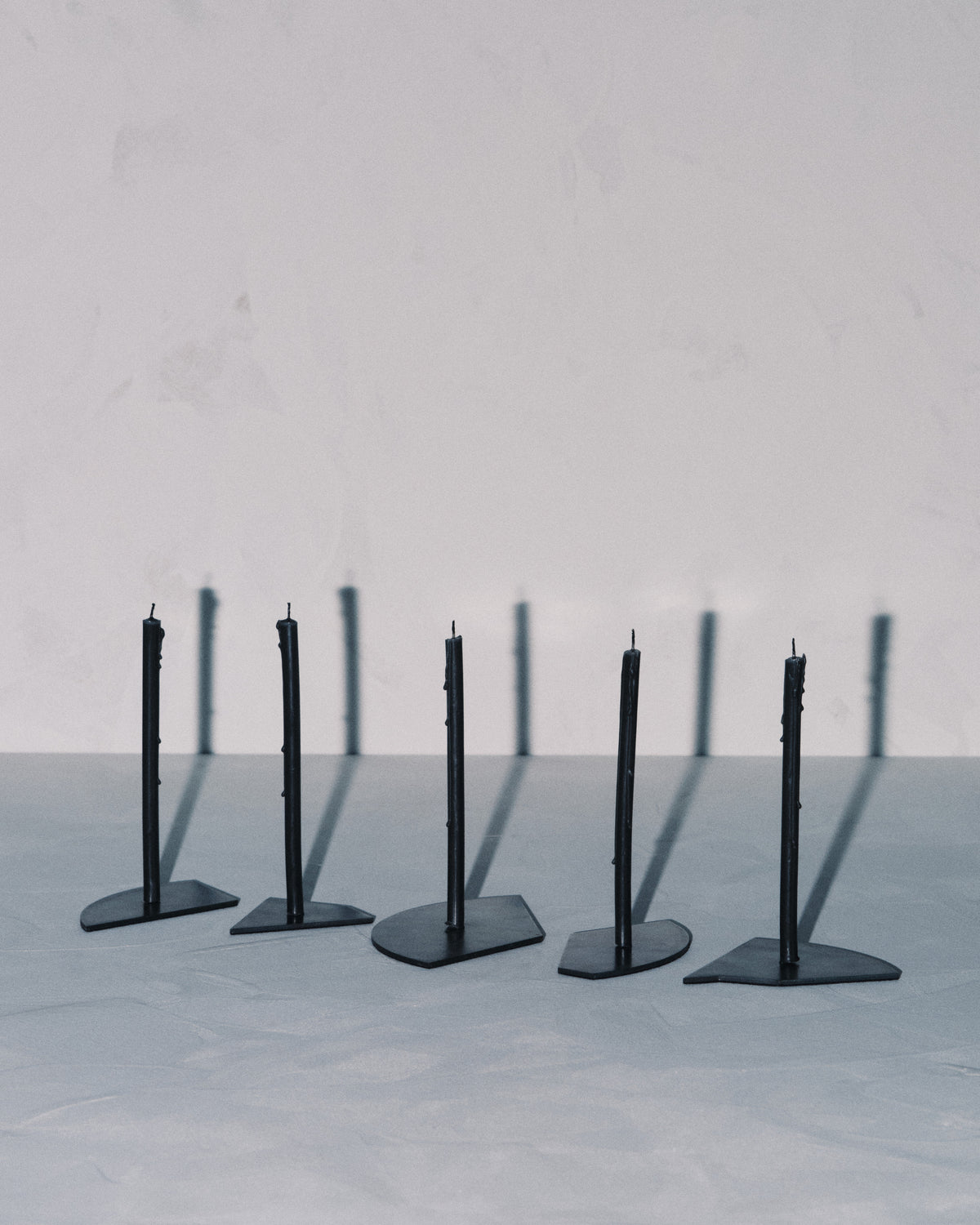 Candelabra - Bougeoir - Acier Bleui - Noir