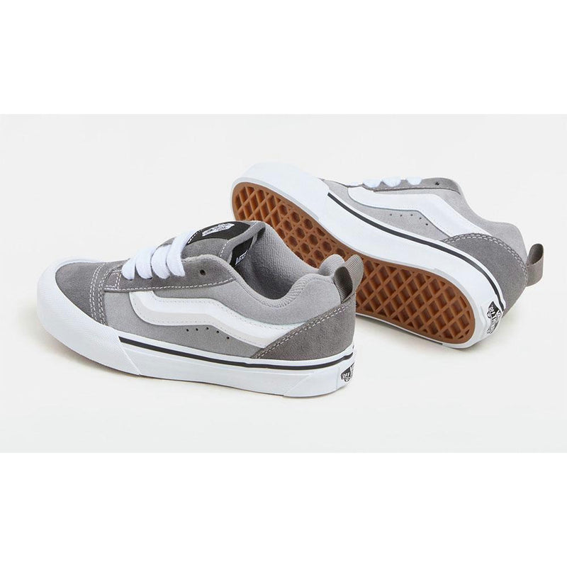 Baskets Knu Skool - Gris