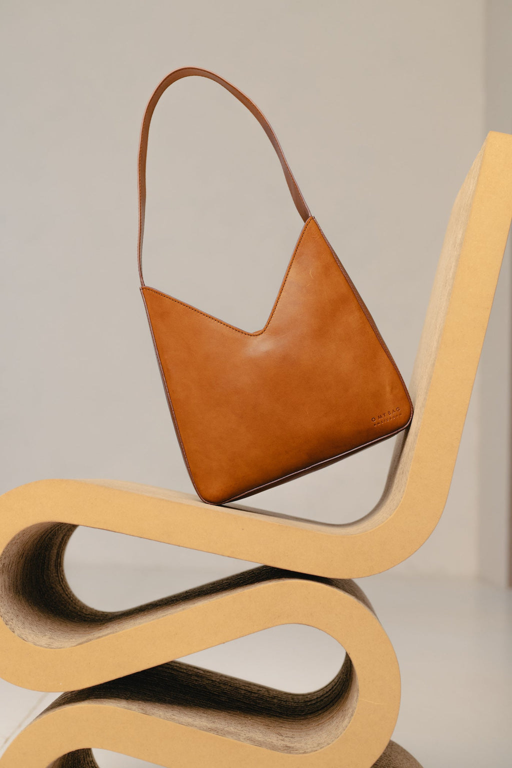 Vicky Shoulder Bag - Cognac