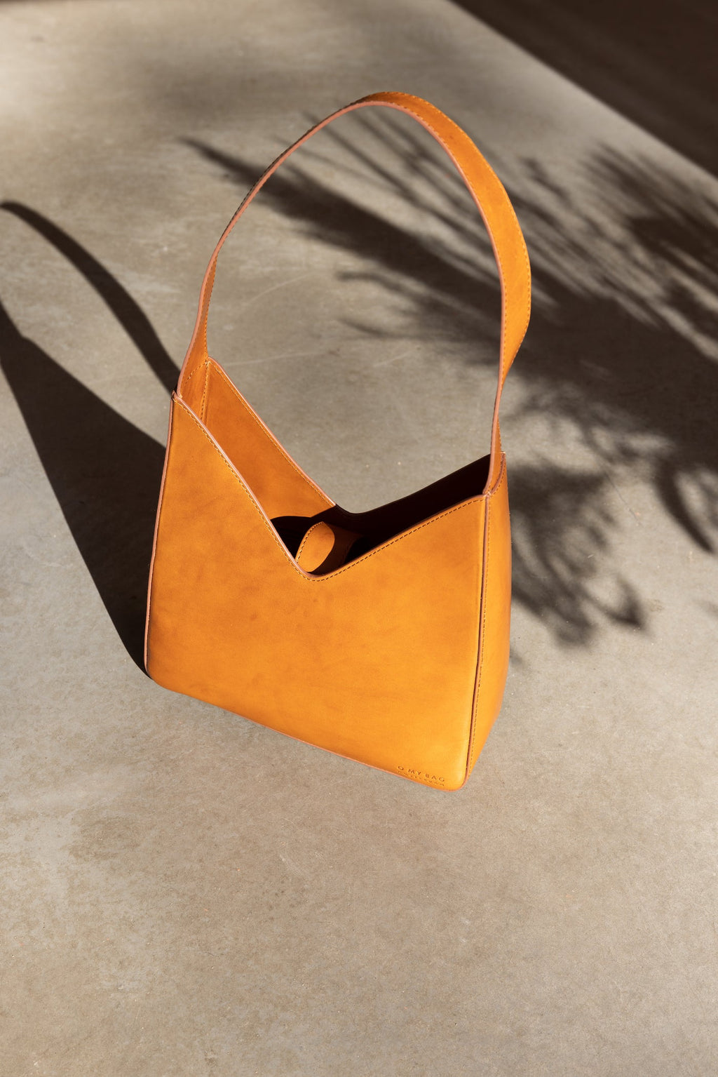 Vicky Shoulder Bag - Cognac