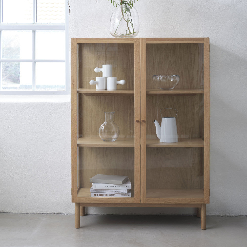 Cahir - 2-Door Display Cabinet - Tempered Glass & Wood - Light Wood
