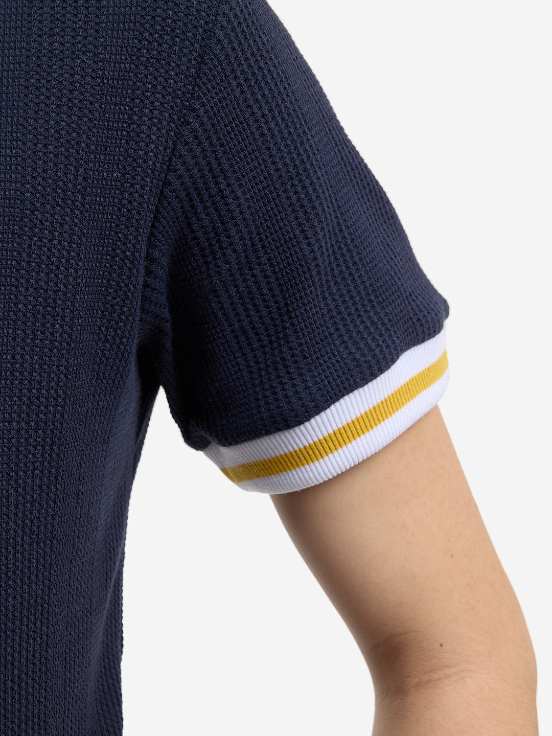 Le T-Shirt En Maille Bleu