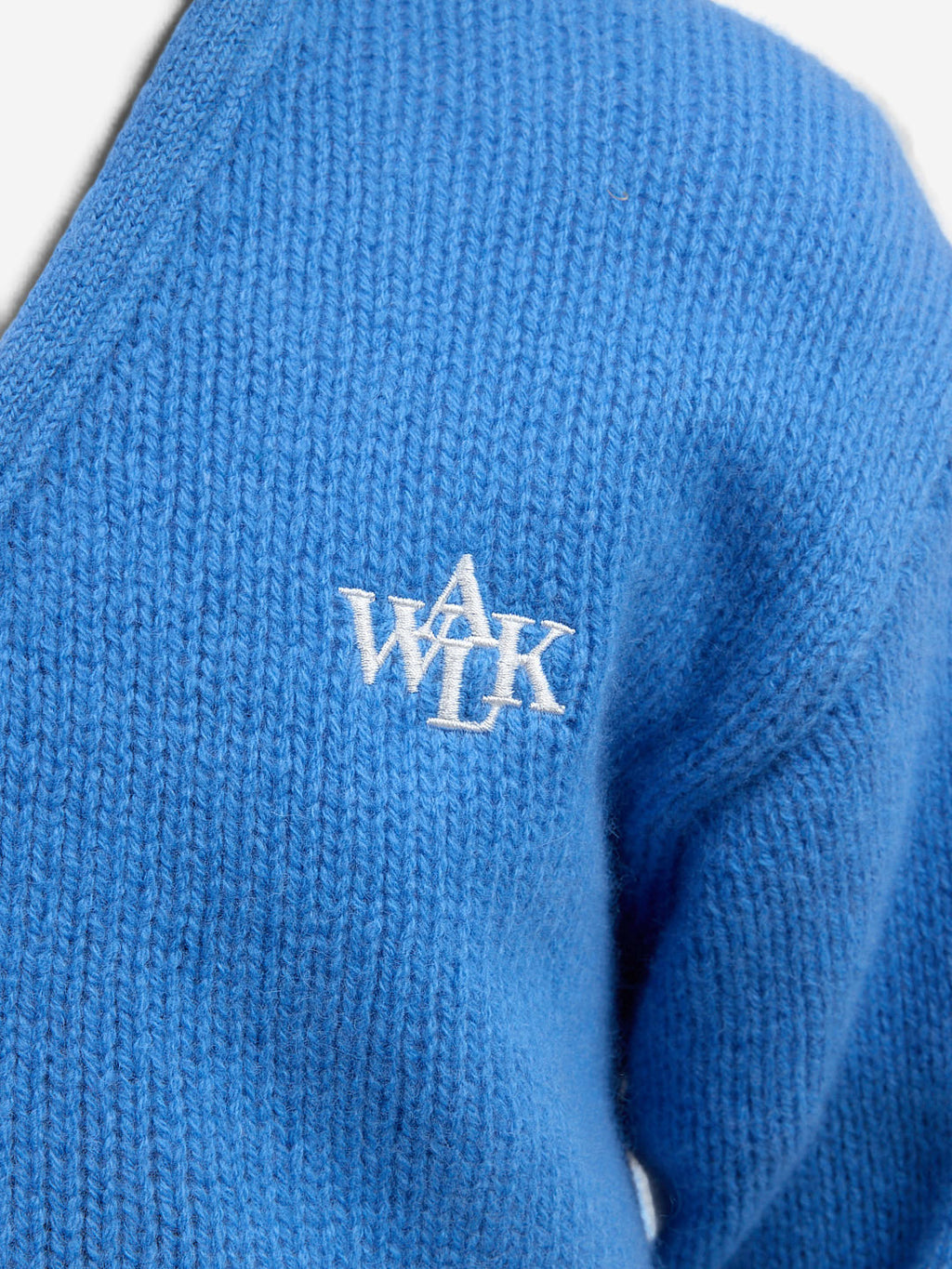 Le Cardigan Bleu Clair