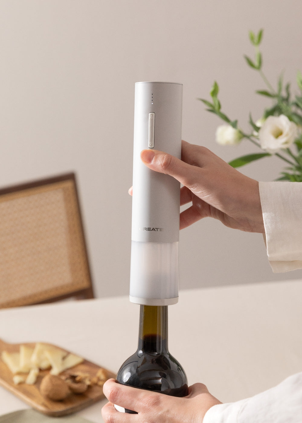 Steel Wine Opener - Electric Corkscrew with Accessories - Off-White