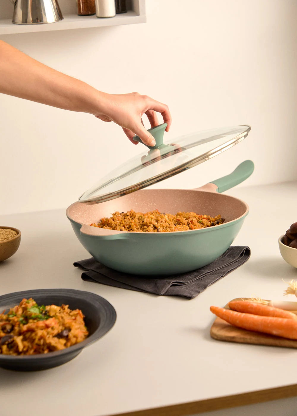 Wok Studio - Wok En Aluminium Moulé Avec Revêtement Céramique - Moka