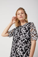 Robe Marshall En Dentelle Beluga