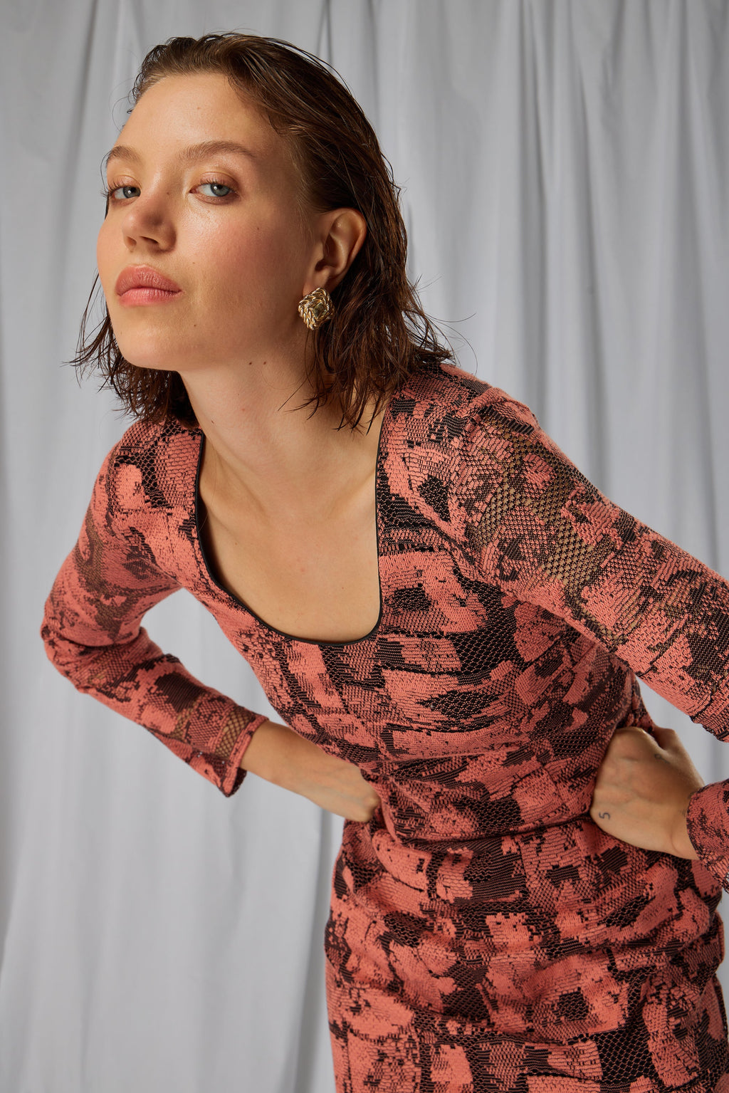 Robe Pete En Dentelle Brutaliste