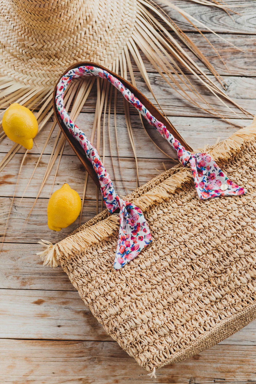 Bolso tote Dithi de rafia