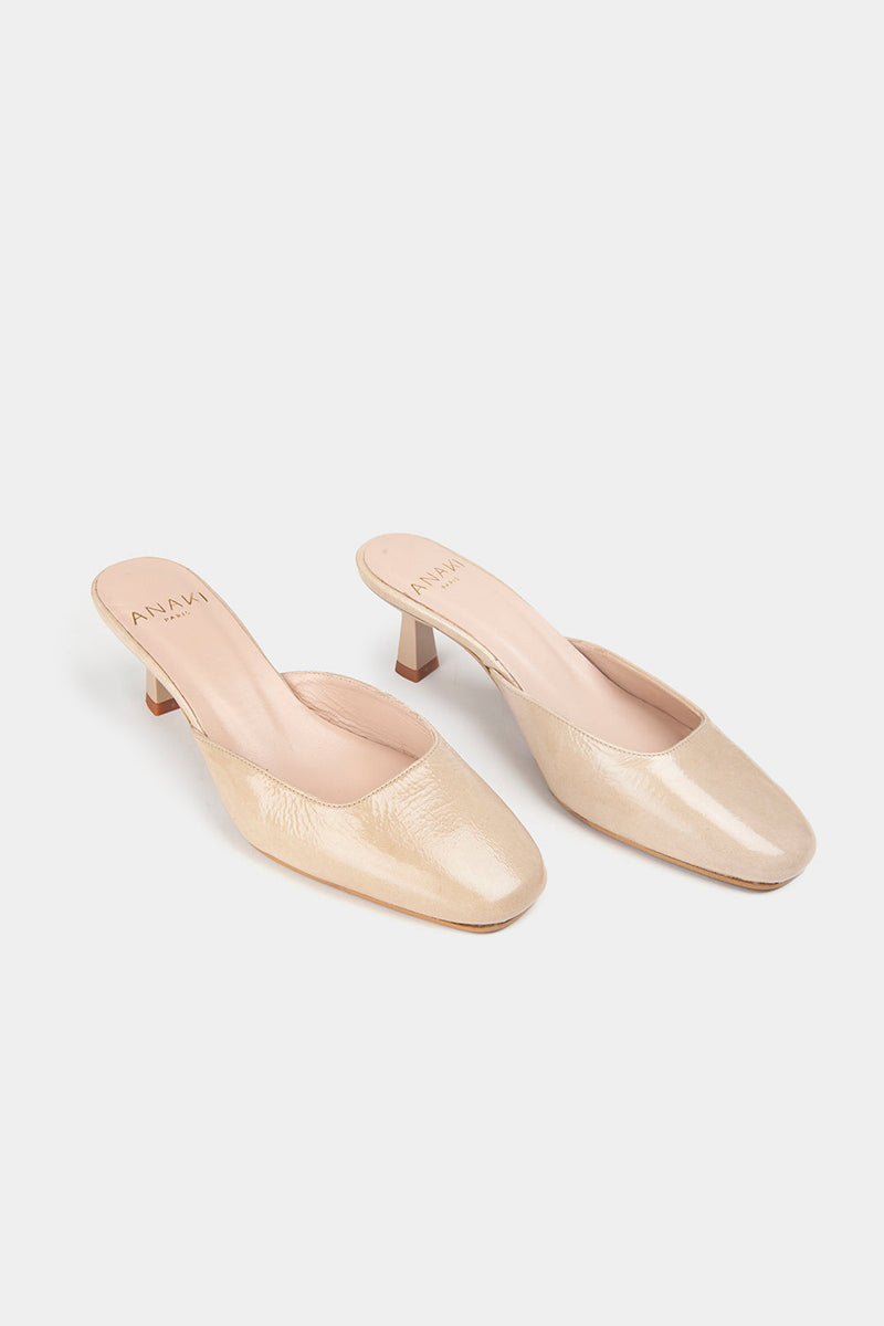 Anaki - Mules Courtney - Patente desnuda