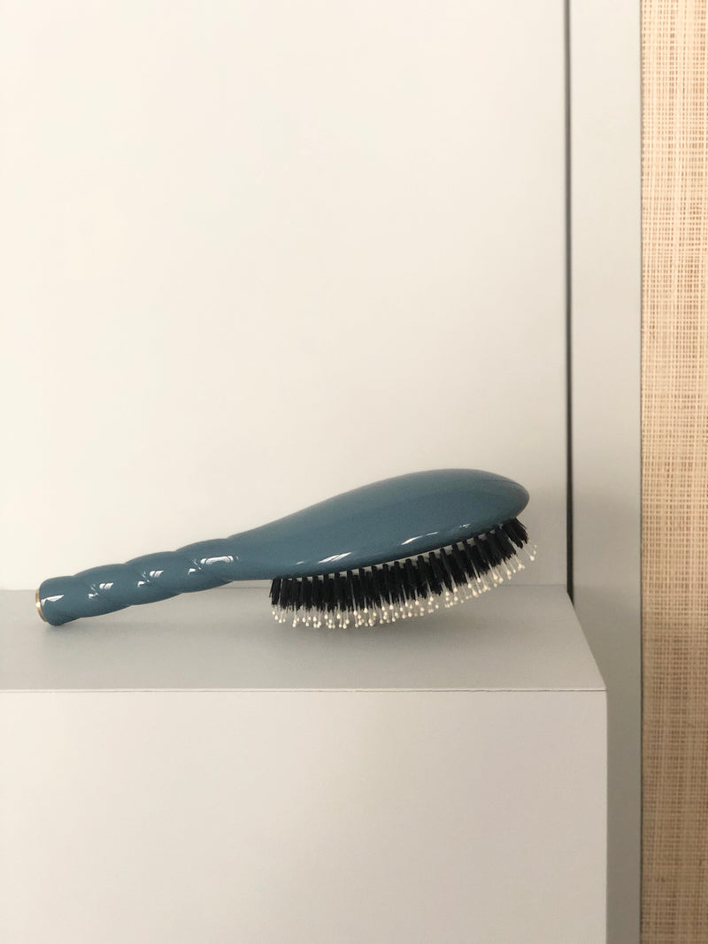 Brosse cuir chevelu sensible bleue