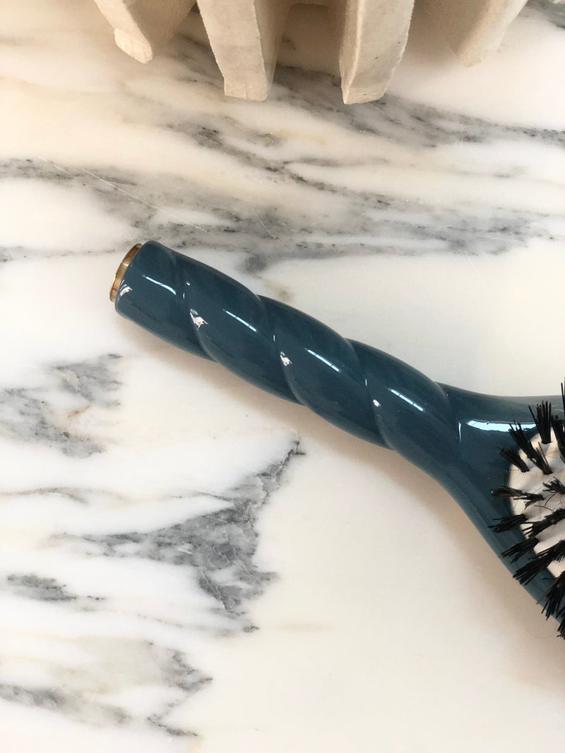 Meilleure brosse poils de sanglier bleue