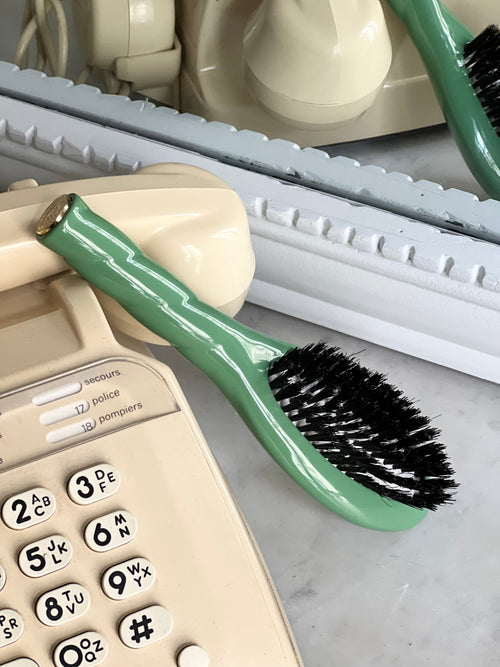 La Petite Brosse N.01 L'Universelle - Vert Amande