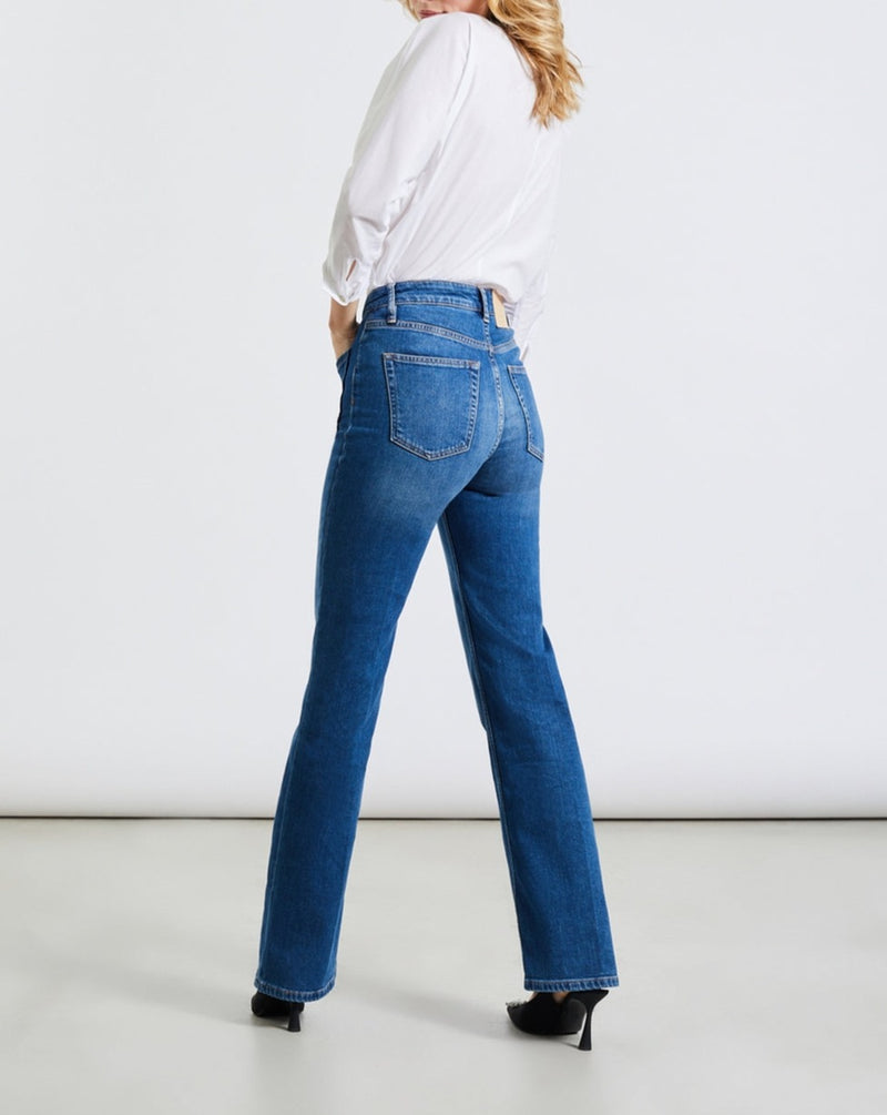 Reiko - Flare Piper Jeans - Denim V-240 - Woman