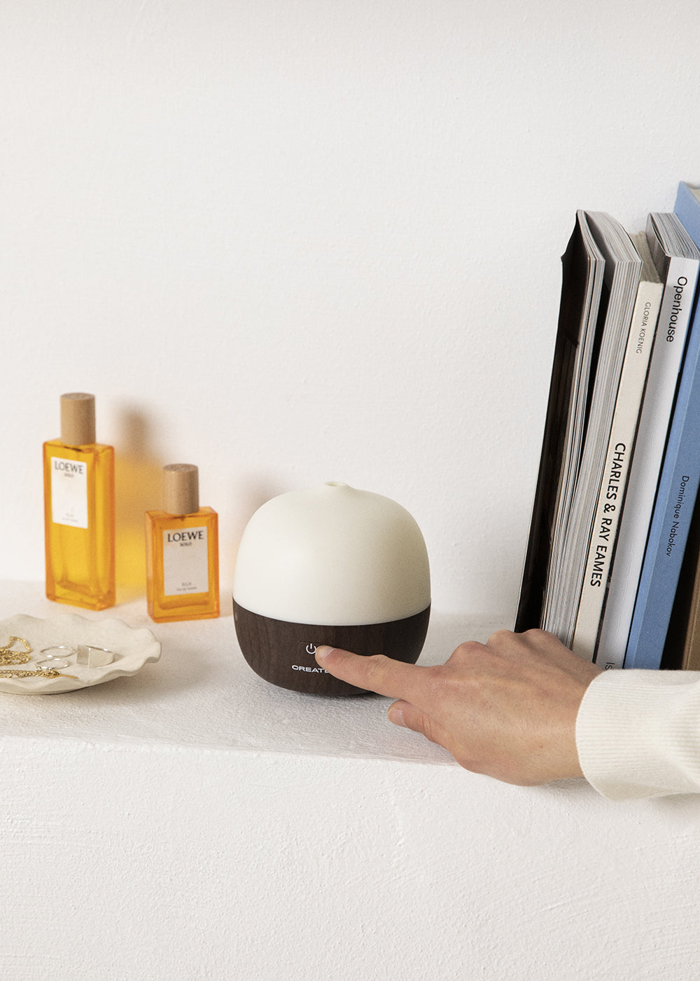 Aroma Studio - Aroma Diffuser, Humidifier & LED Lighting - Dark Wood