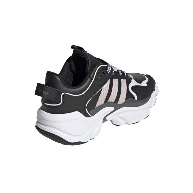 Basket Adidas Originals Magmur Runner - Noir - Femme - Adidas - The Bradery