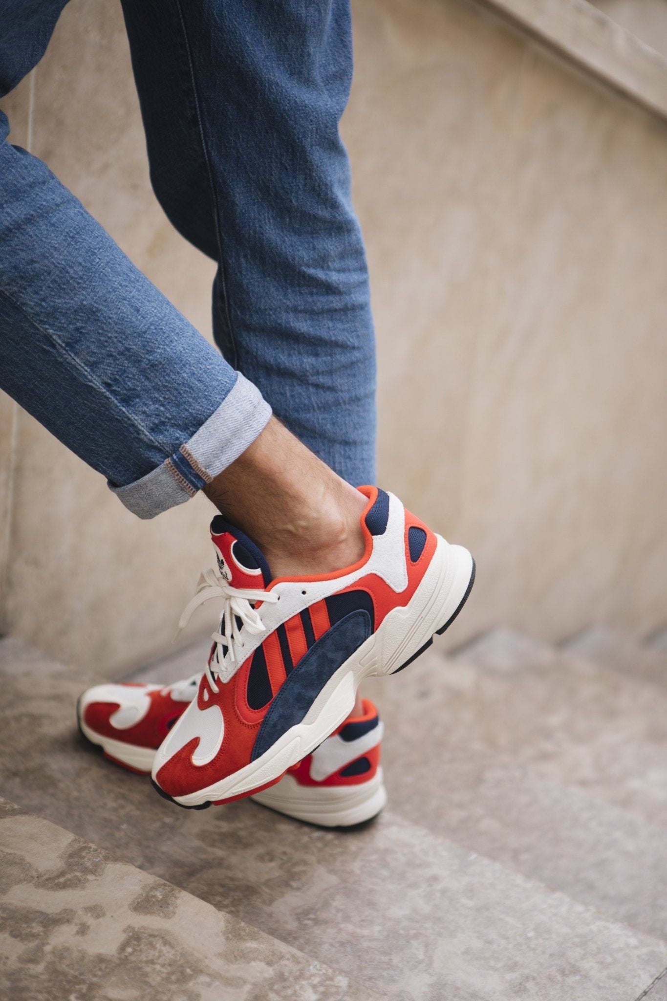 Baskets Adidas Originals Yung-96 Rouge / Blanc - Adidas2 - The Bradery