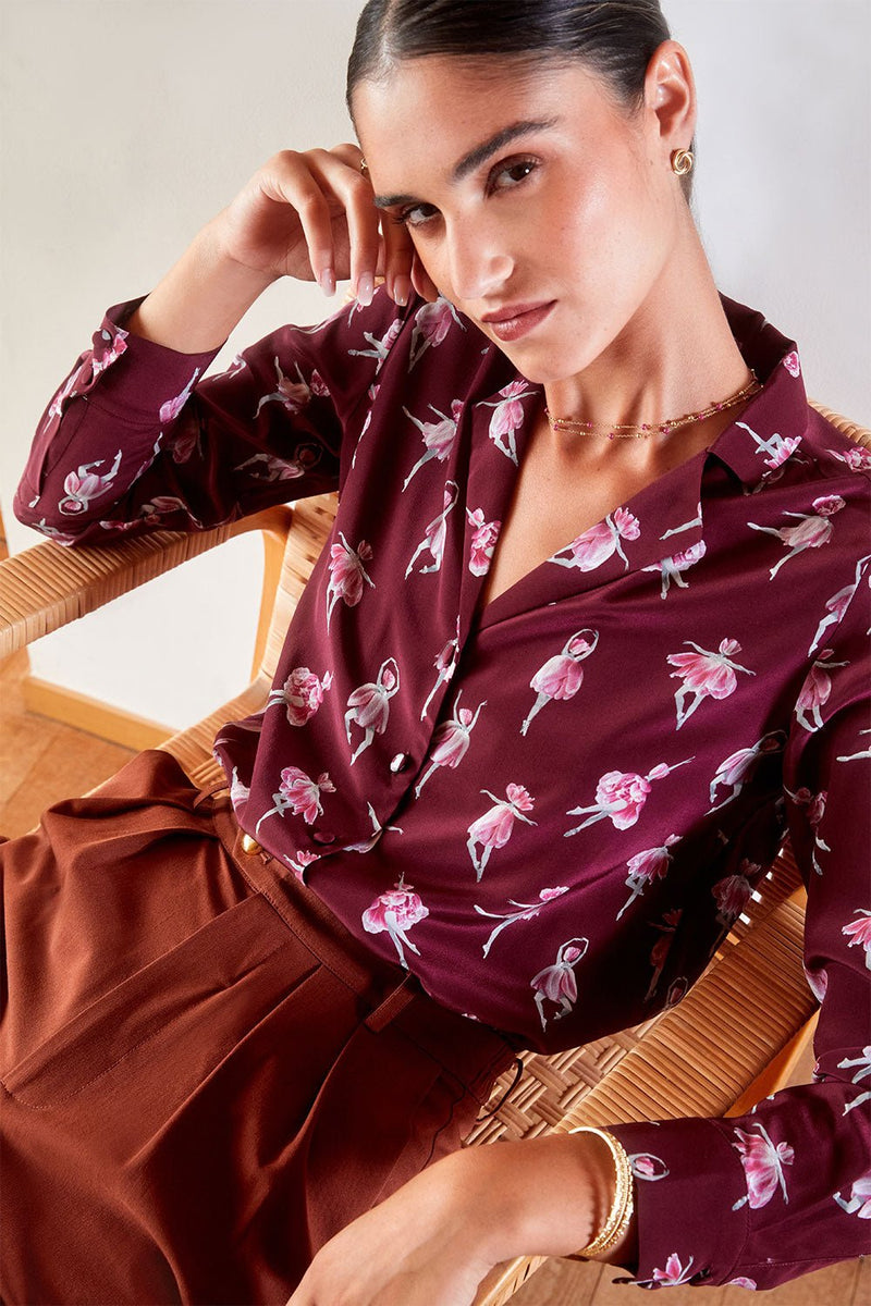 Blouse col pyjama en soie Ballet de Tulipes Bordeaux - Soi Paris - The Bradery