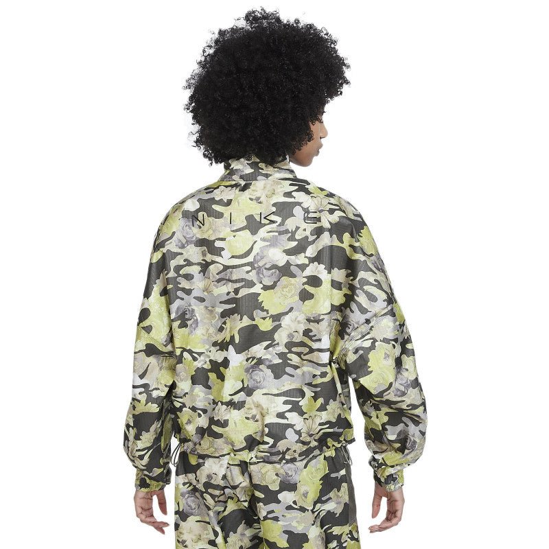 Chaqueta Nike Sportswear - Caqui - Mujer - Nike 2 - The Bradery