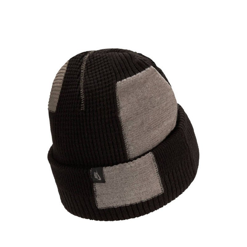 Nike Nsw Utility Patch Beanie - Black - Unisex - Nike2 - The Bradery