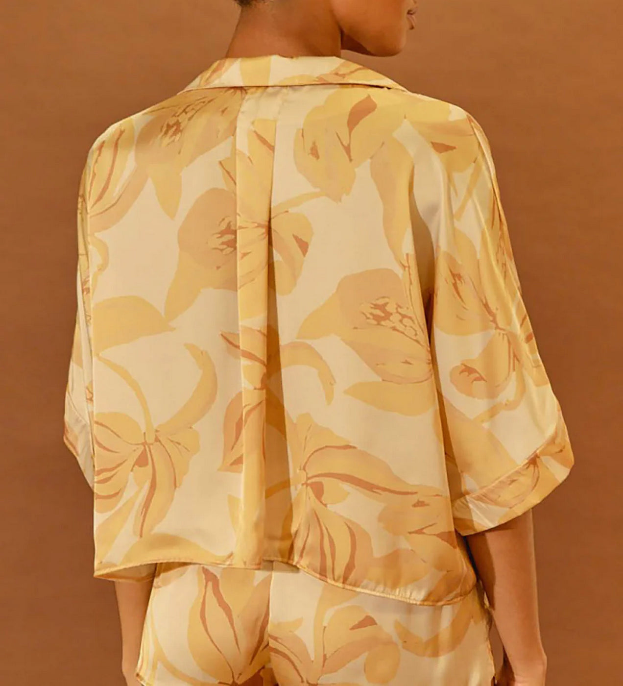Camisa Miel - Flores Nacaradas