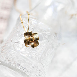 coller-avec-fleurs-pendentif