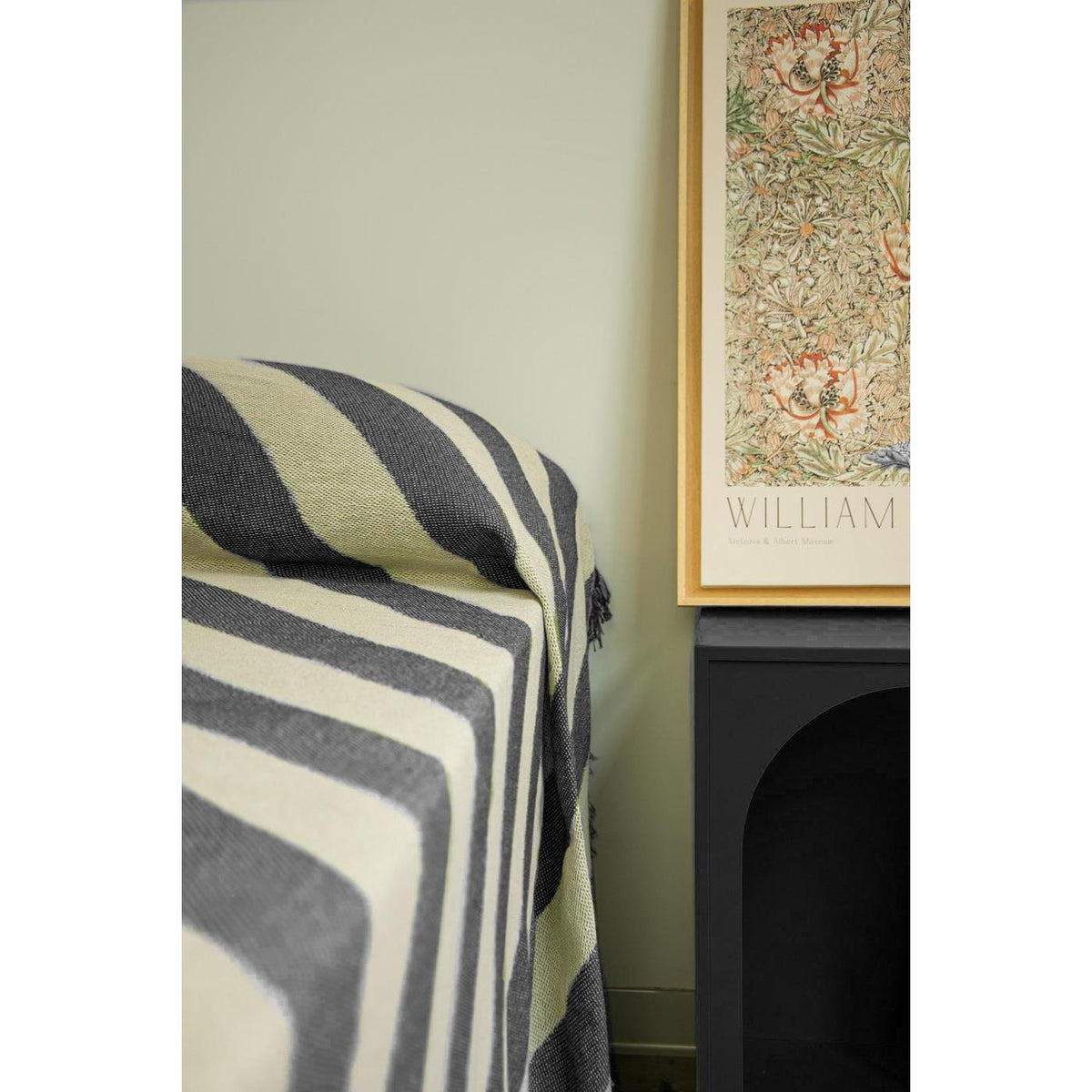 Couette Jacquard - Black Lines - Really Nice Things - The Bradery