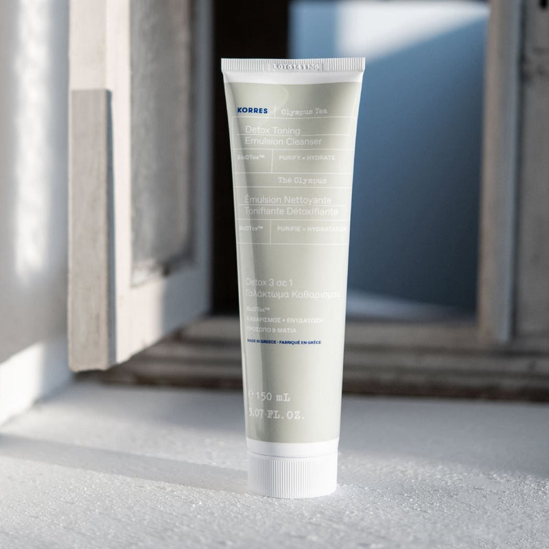 Emulsión Limpiadora 3 En 1 Rostro Y Ojos Olympus Tea 150ml - Korres - The Bradery