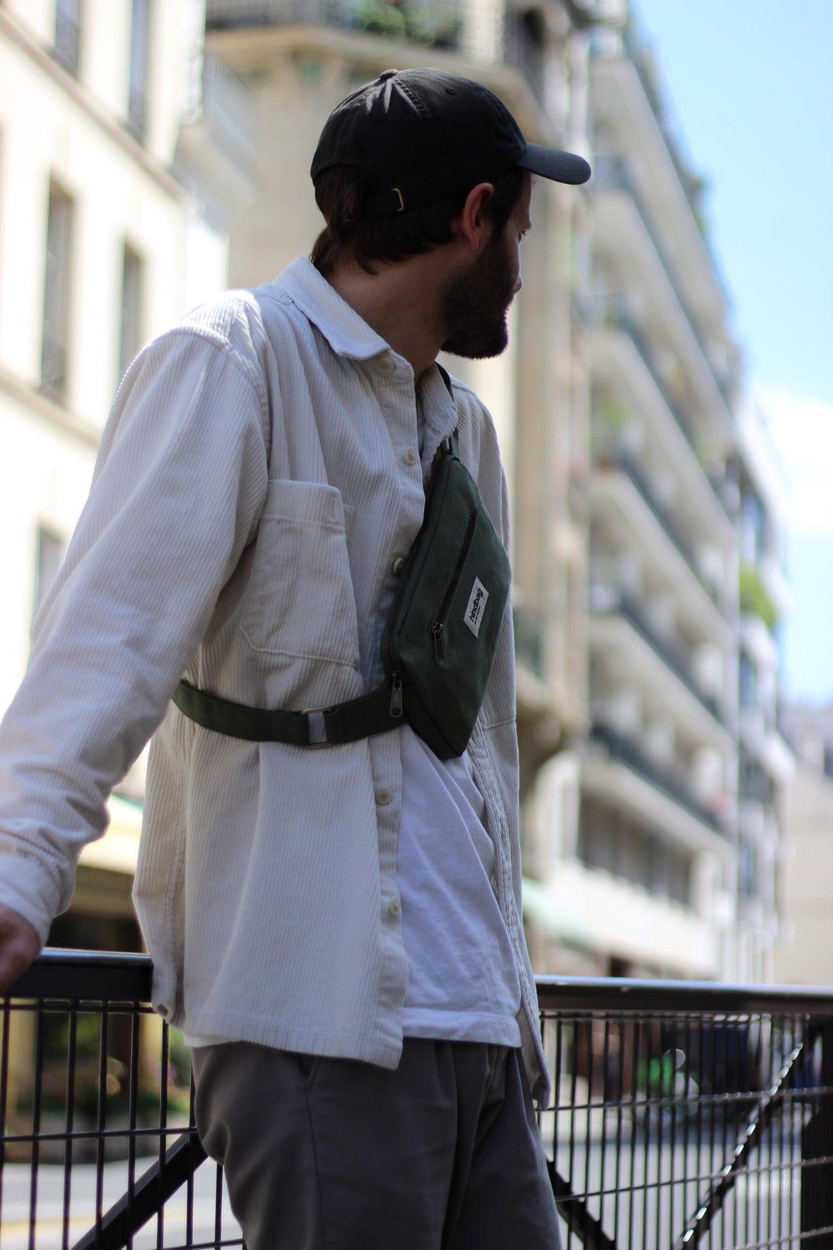 Harry midjeväska oliv Hindbag2