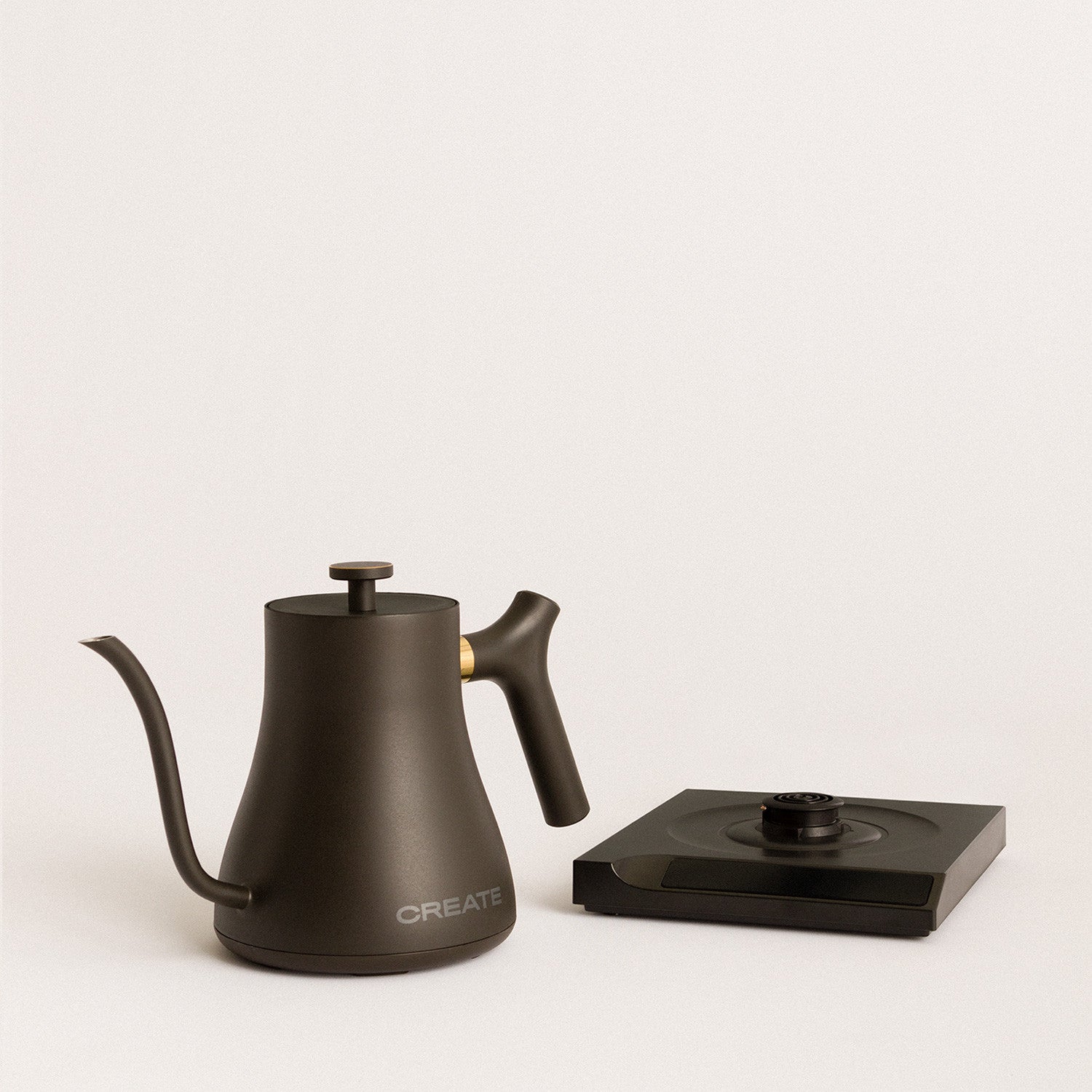 Hattori Swan Studio - 0.5 L Kettle - Black