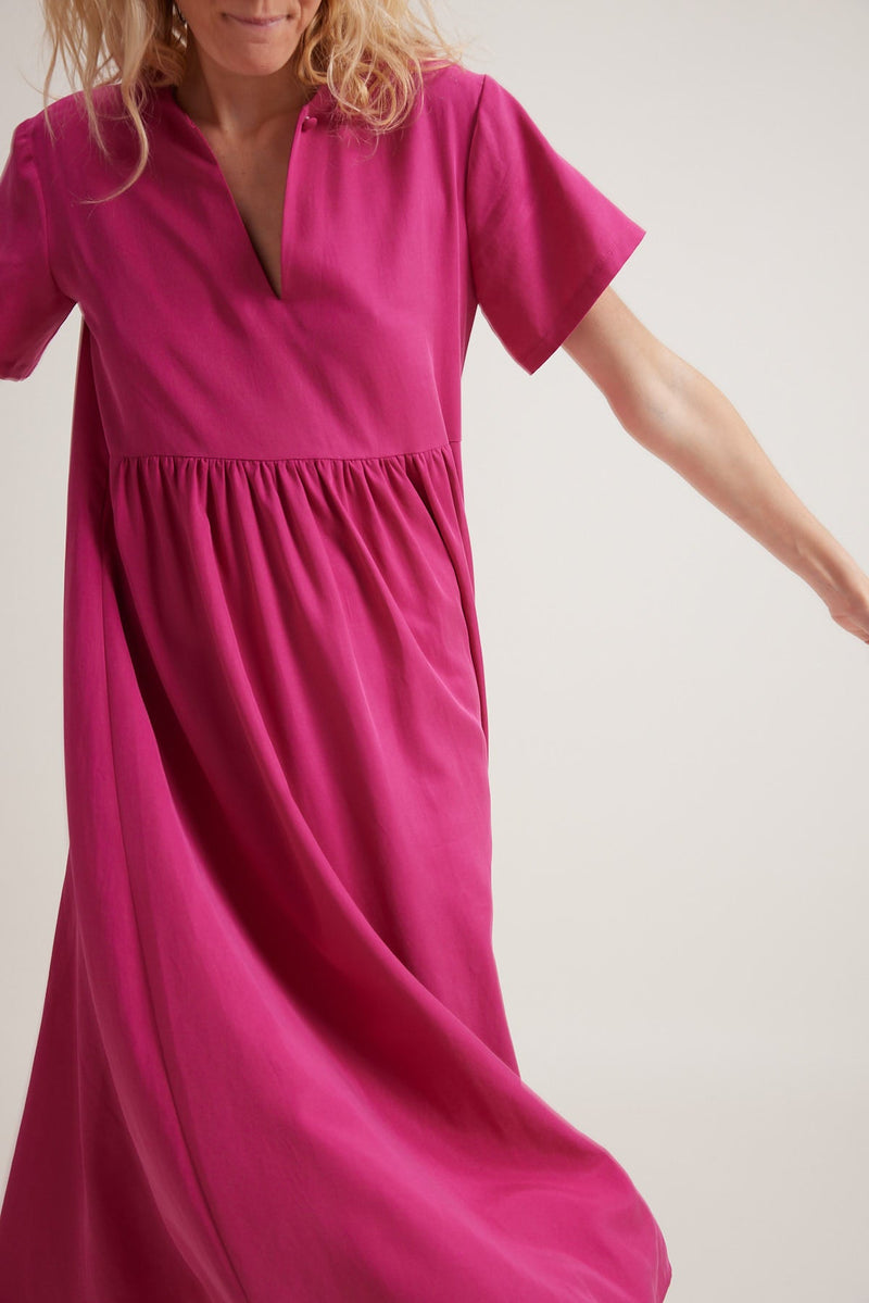 Robe Johanna Magenta