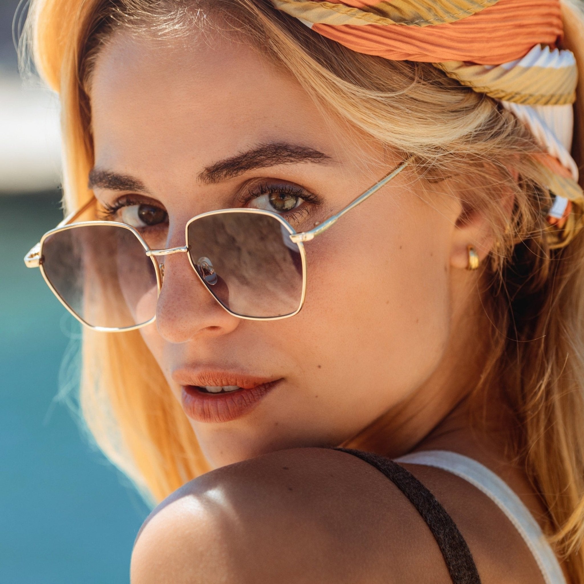 Gafas de sol Love.Q Doradas - Unisex - Le Petit Lunetier - The Bradery