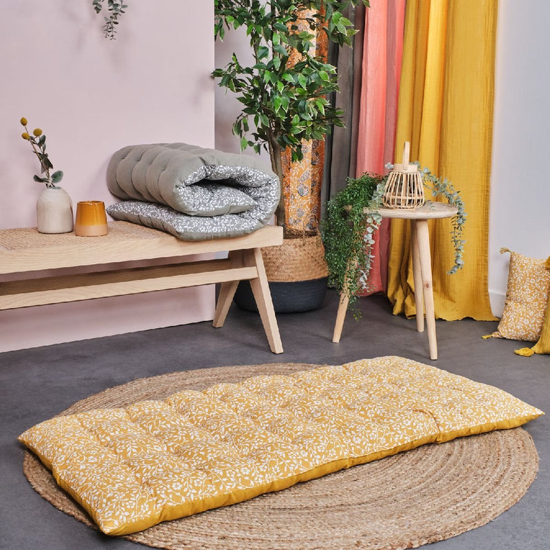 Matelas De Sol Gaze De Coton Eden - Indian Flowers / Ocre - TODAY - The Bradery