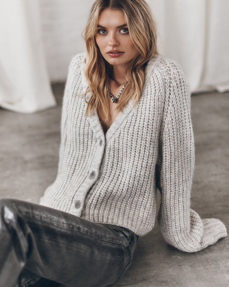 Cardigan The Light Short Knitted